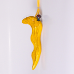 サイズ：210×100×20ミリ　材質：朴（ネックストラップ付き）価格：￥7,700